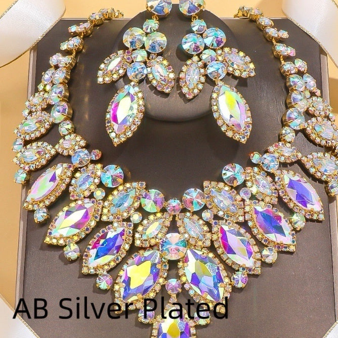 European And American Luxury Leaf Necklace Suit