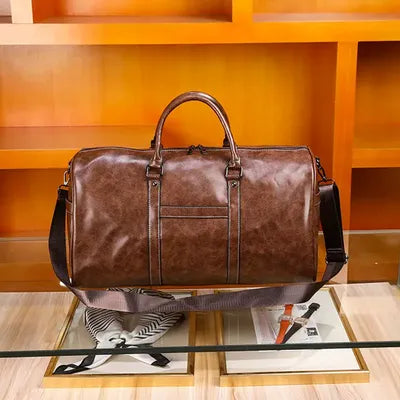 BUSINESS TRIP MESSENGER BAG FOR MEN