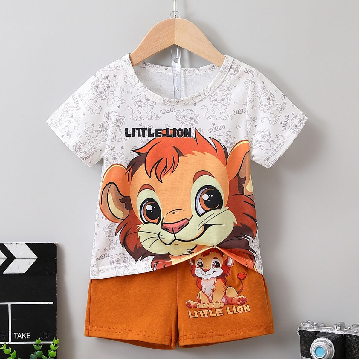 Small Stone Print And Suspender Pants Baby Clothing Two-piece Set