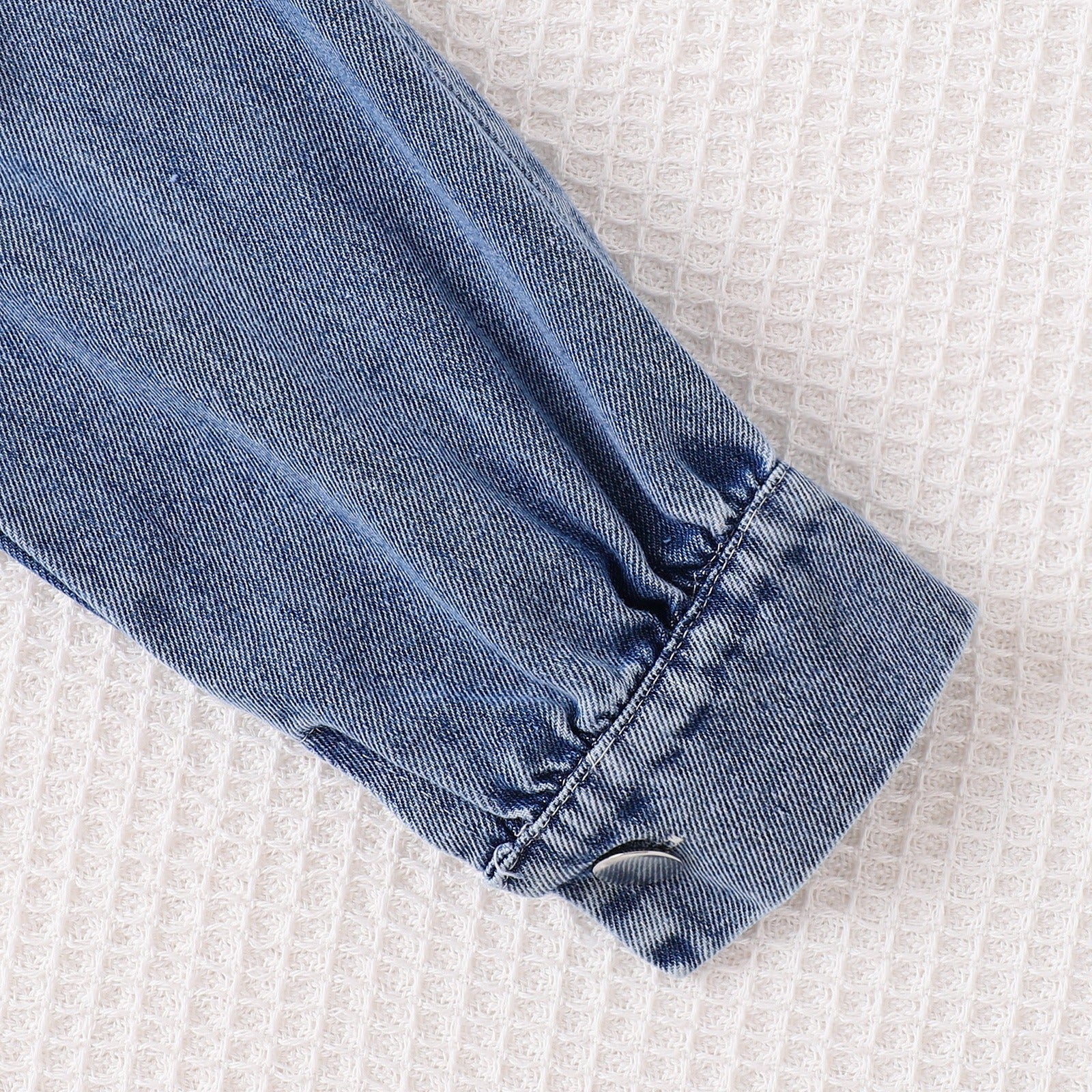 Two-piece tops with flared denim trousers two-piece set