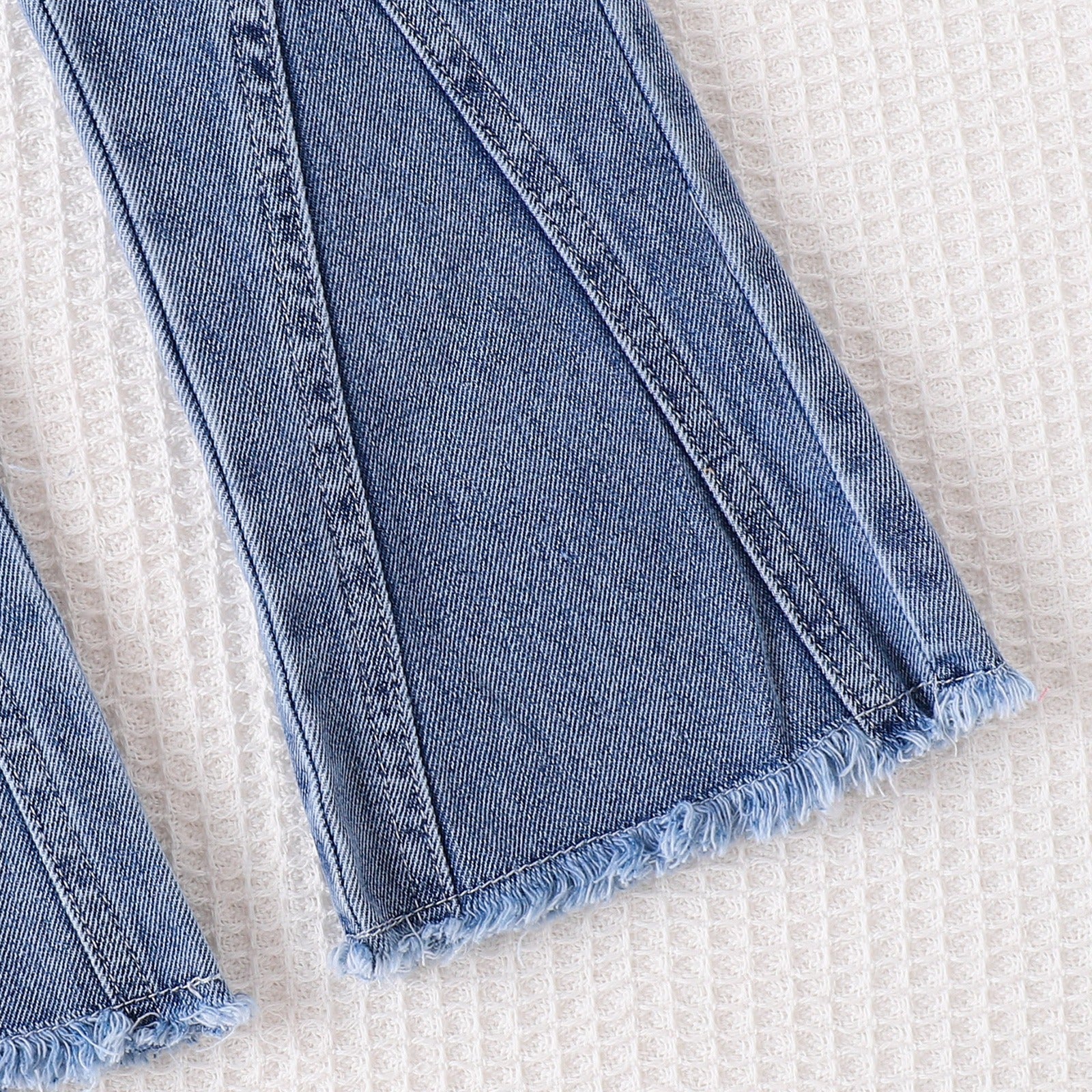 Two-piece tops with flared denim trousers two-piece set